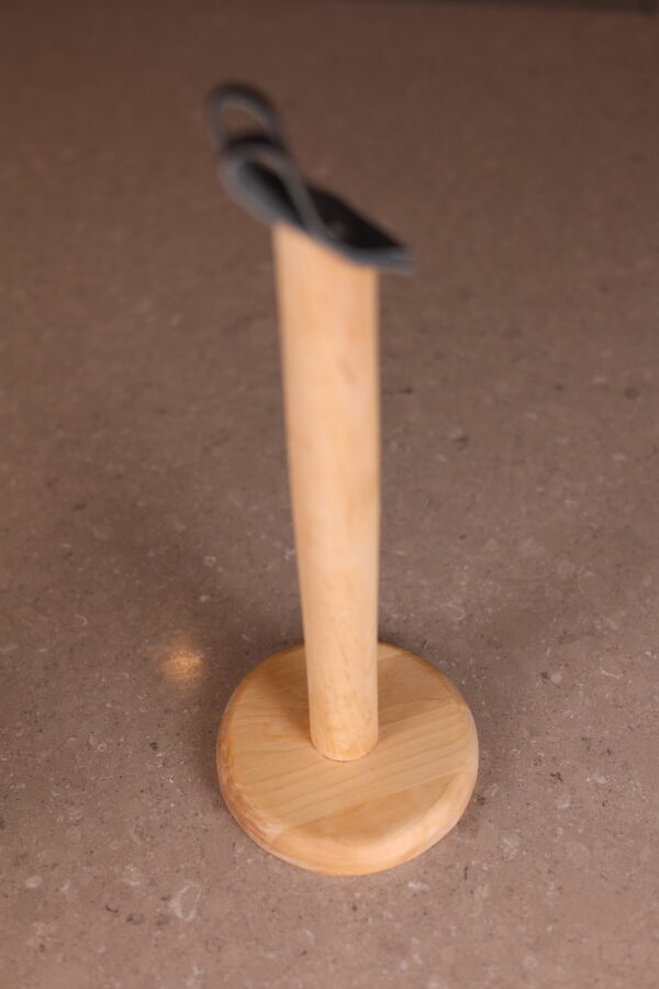 Rulla Birky countertop paper towel holder