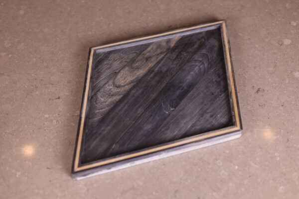 3N0A2639 Notta Birky Noir Tray