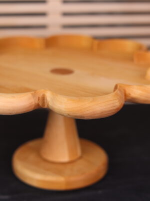 Flora (pipari) Cake Stand Flora (pipari) Cake Stand